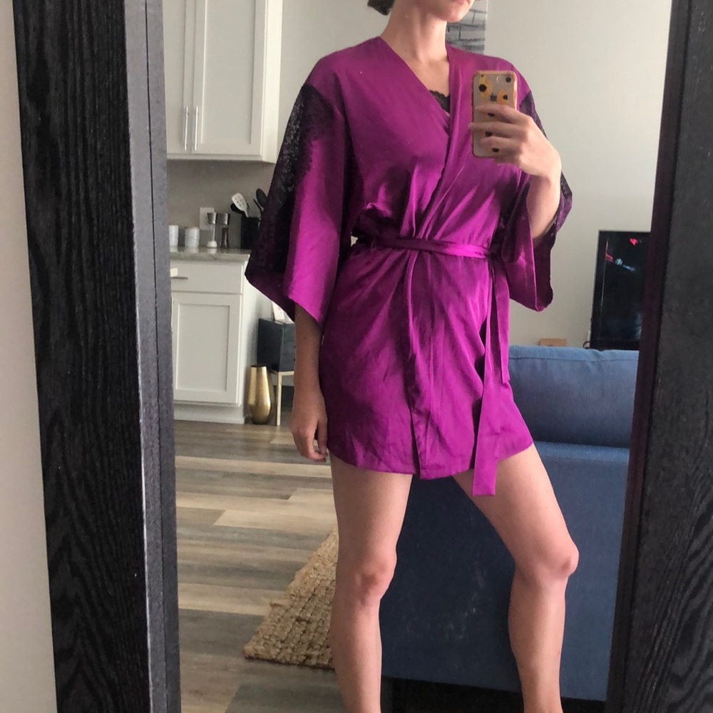 La Senza mid thigh robe